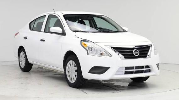 NISSAN VERSA 2019 3N1CN7AP1KL827369 image