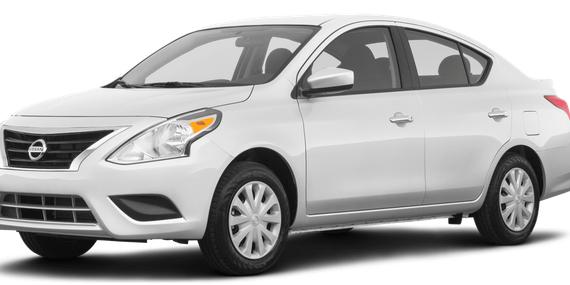 NISSAN VERSA 2019 3N1CN7AP2KL811682 image