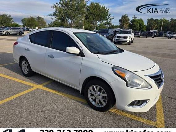 NISSAN VERSA 2019 3N1CN7AP1KL804223 image