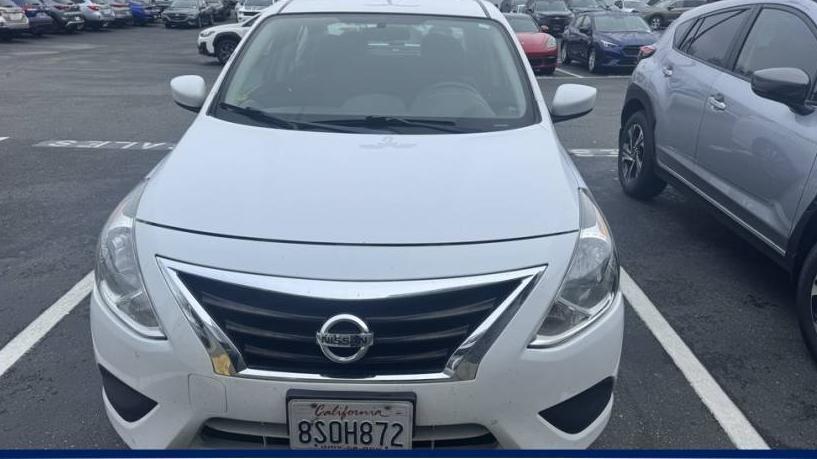 NISSAN VERSA 2019 3N1CN7AP7KL812441 image