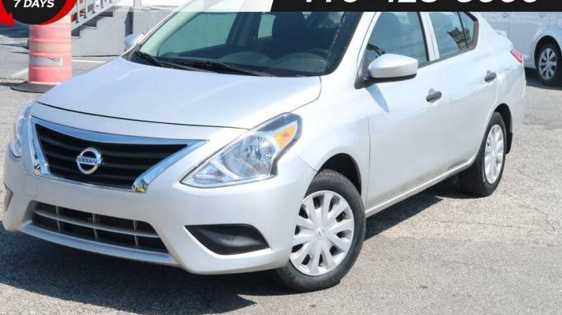 NISSAN VERSA 2019 3N1CN7AP8KL820273 image