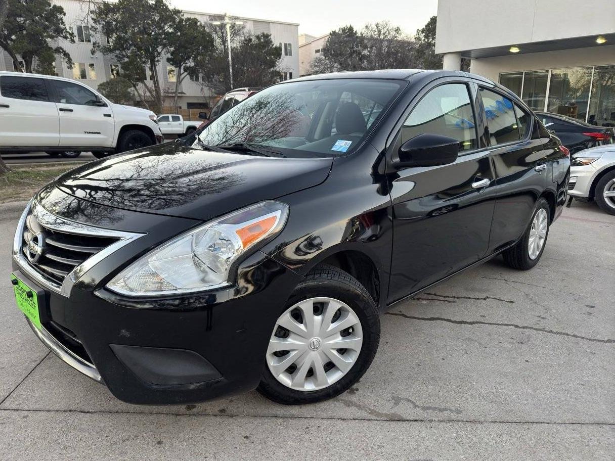 NISSAN VERSA 2019 3N1CN7APXKL814572 image