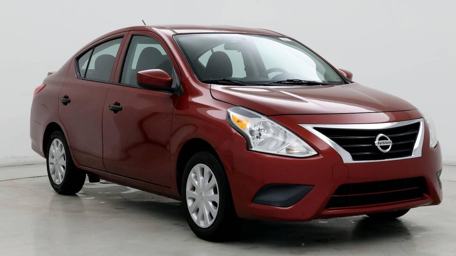 NISSAN VERSA 2019 3N1CN7AP8KL800346 image