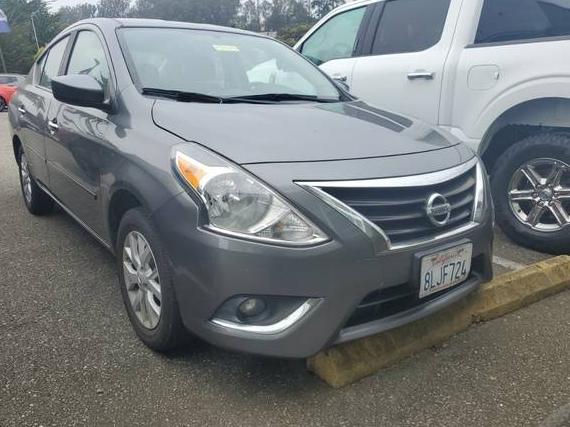NISSAN VERSA 2019 3N1CN7AP4KL822196 image