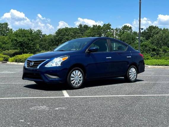 NISSAN VERSA 2019 3N1CN7APXKL862301 image