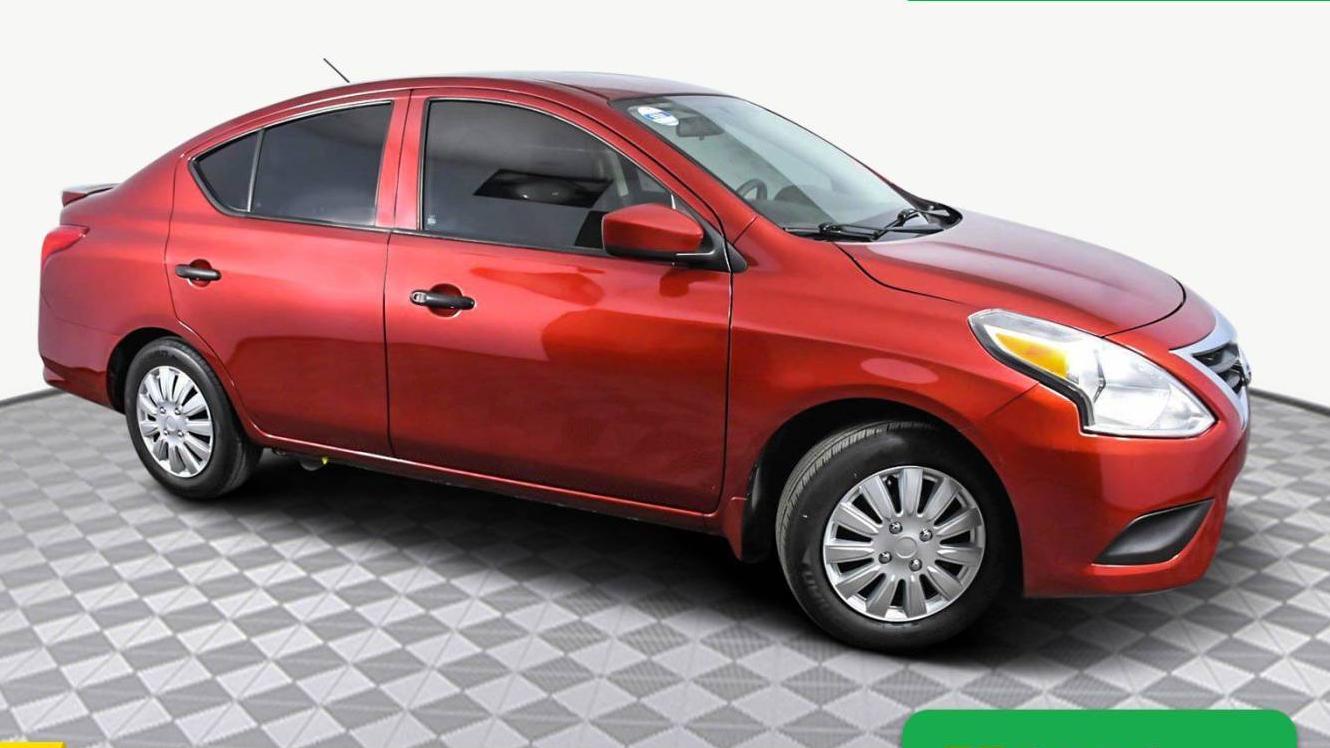 NISSAN VERSA 2019 3N1CN7AP1KL838498 image