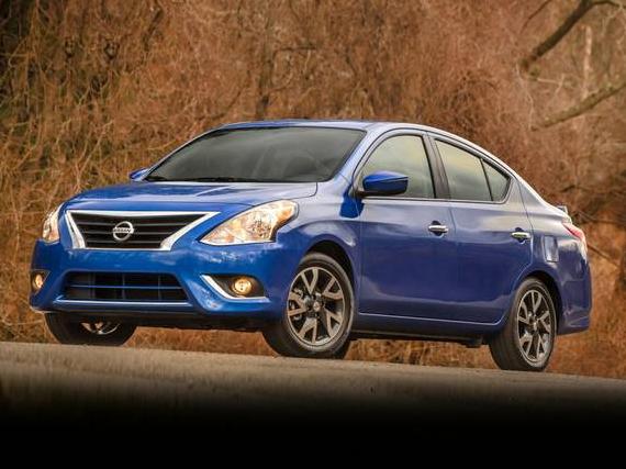 NISSAN VERSA 2019 3N1CN7AP4KL827110 image