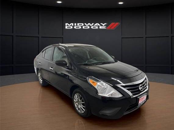 NISSAN VERSA 2019 3N1CN7AP9KL846123 image