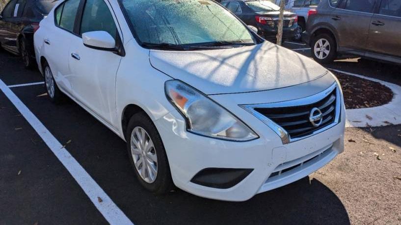 NISSAN VERSA 2019 3N1CN7AP9KL822257 image