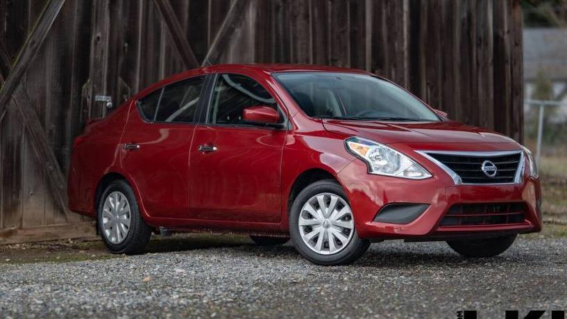 NISSAN VERSA 2019 3N1CN7AP1KL880413 image