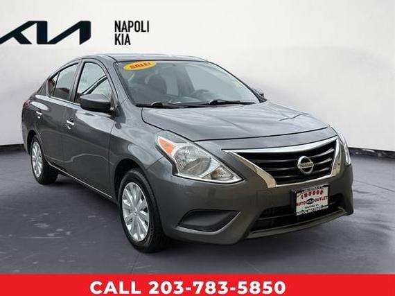 NISSAN VERSA 2018 3N1CN7AP9JL809524 image
