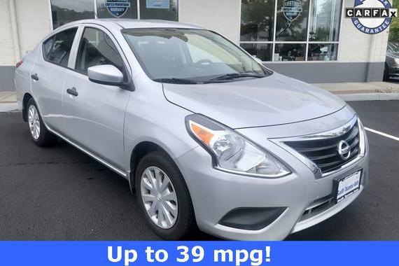 NISSAN VERSA 2018 3N1CN7APXJL815218 image