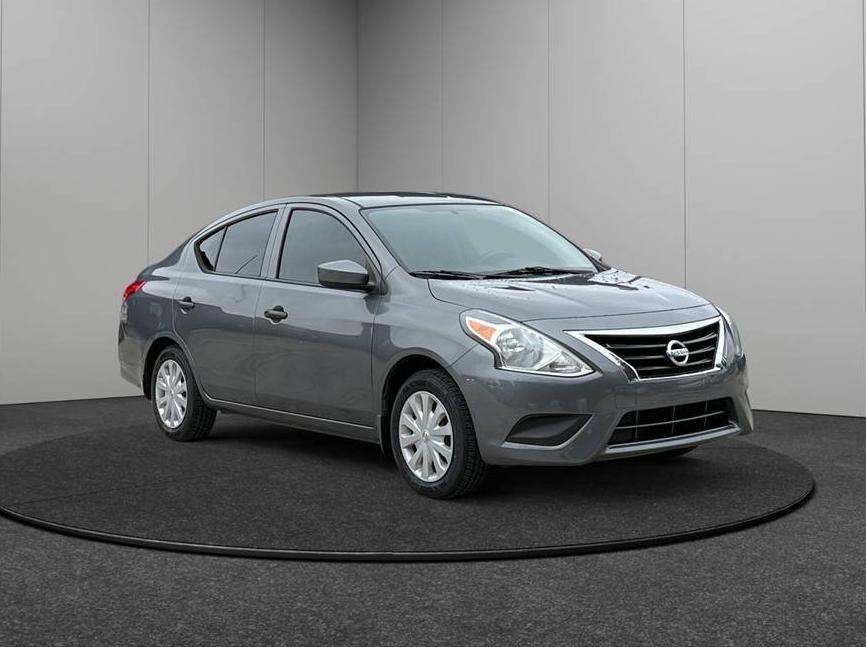 NISSAN VERSA 2018 3N1CN7AP5JL830287 image