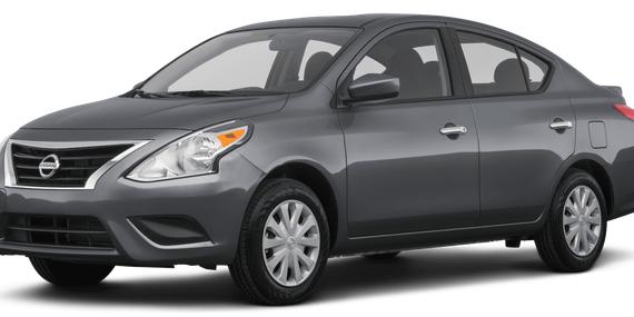 NISSAN VERSA 2018 3N1CN7AP2JL812720 image