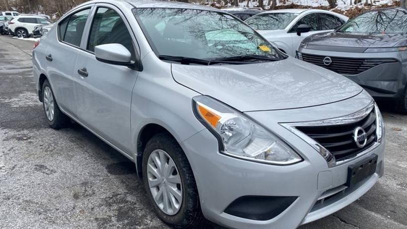 NISSAN VERSA 2018 3N1CN7AP5JL871146 image