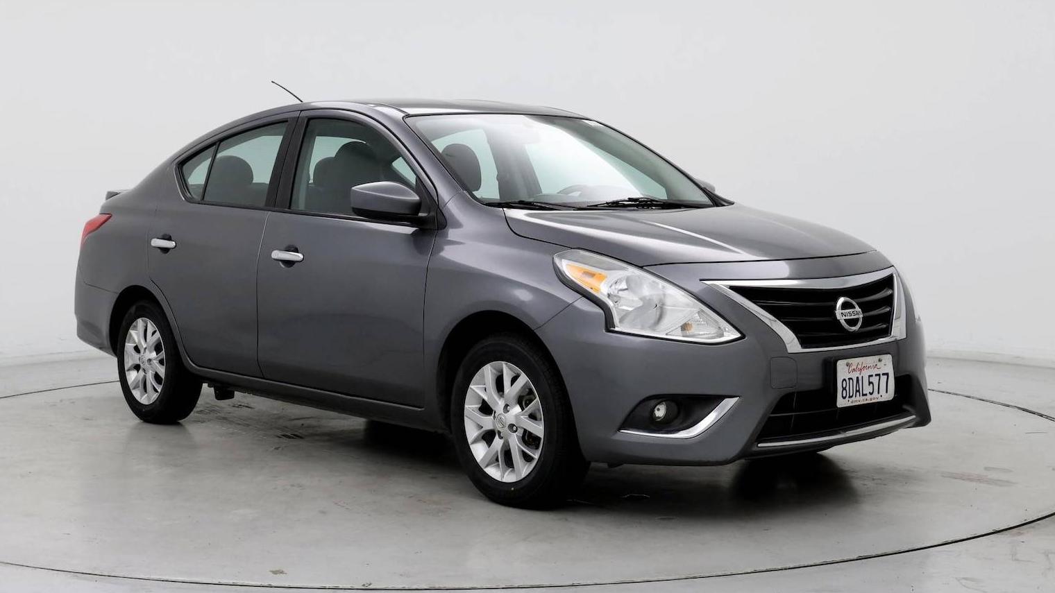 NISSAN VERSA 2018 3N1CN7AP5JL877576 image