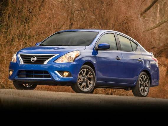 NISSAN VERSA 2018 3N1CN7AP3JL881562 image