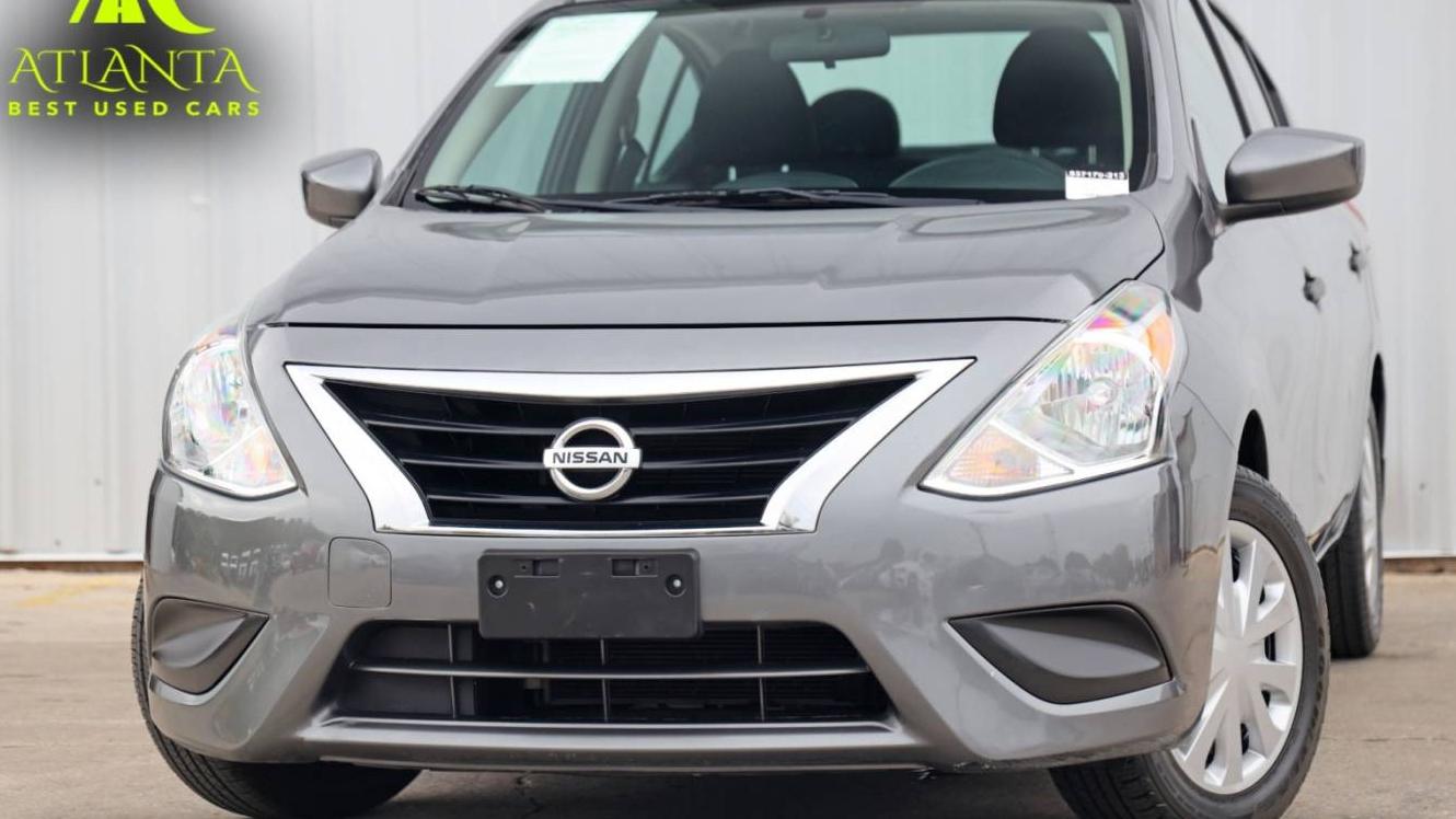 NISSAN VERSA 2018 3N1CN7AP8JL837170 image