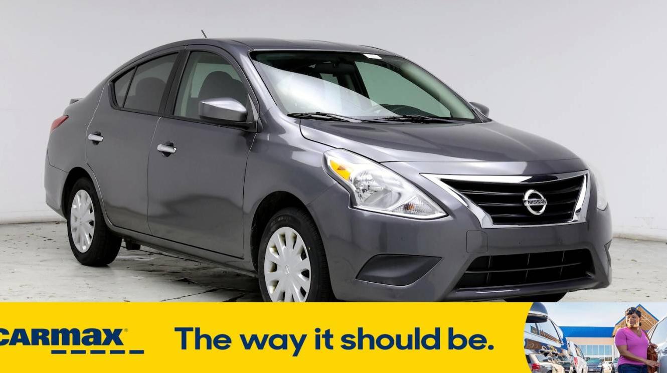 NISSAN VERSA 2018 3N1CN7AP5JL882633 image