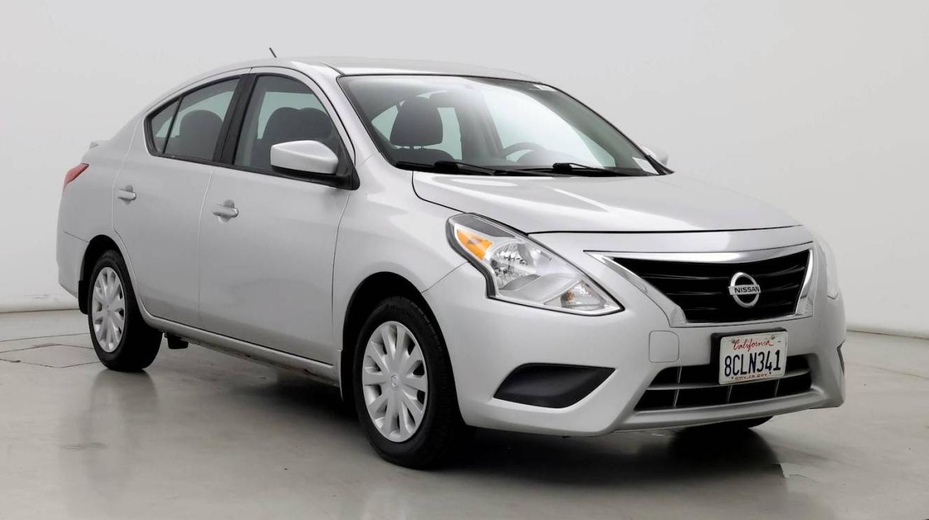 NISSAN VERSA 2018 3N1CN7AP7JL863288 image