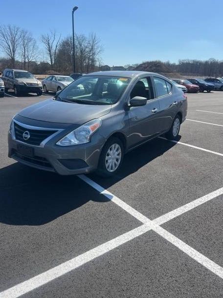 NISSAN VERSA 2018 3N1CN7AP7JL814835 image