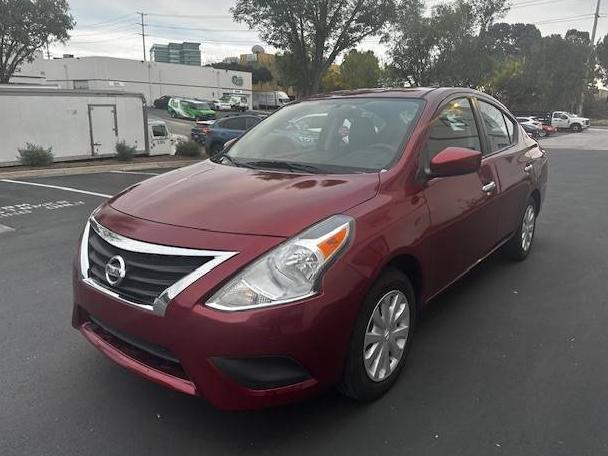 NISSAN VERSA 2018 3N1CN7AP8JL824466 image