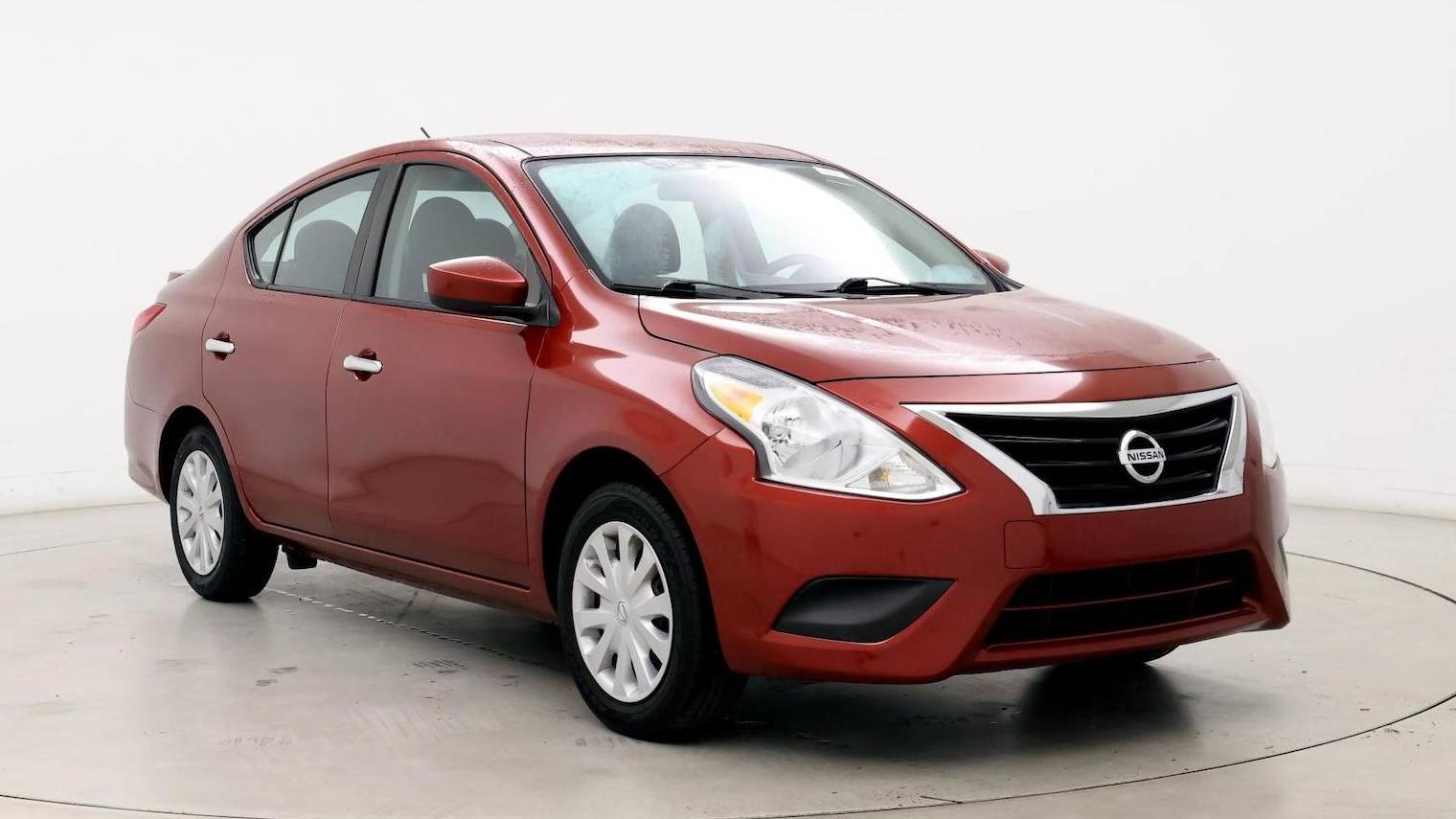 NISSAN VERSA 2018 3N1CN7AP7JL826225 image