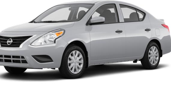 NISSAN VERSA 2018 3N1CN7AP8JL837721 image