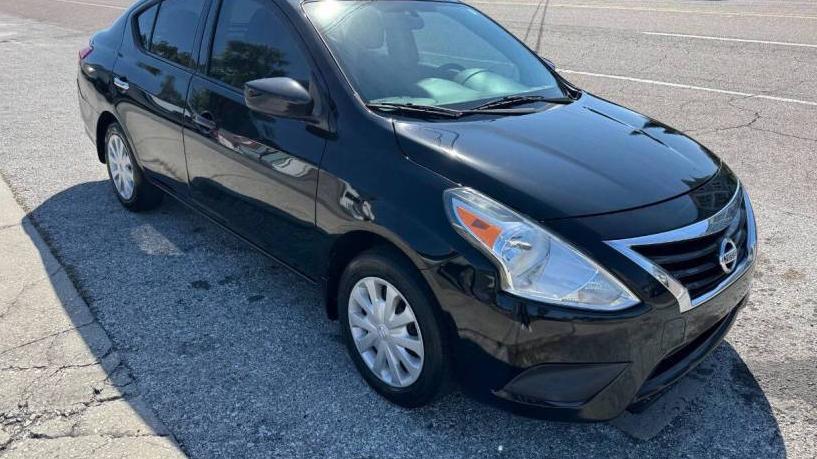 NISSAN VERSA 2018 3N1CN7AP2JL859276 image