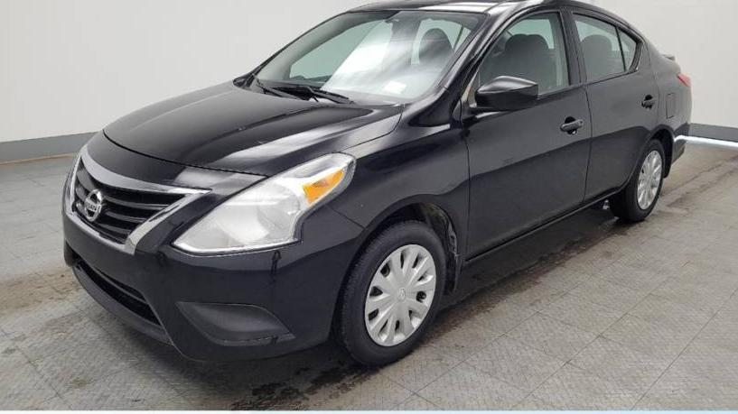 NISSAN VERSA 2018 3N1CN7AP4JL820740 image