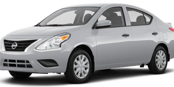 NISSAN VERSA 2018 3N1CN7AP6JL887761 image