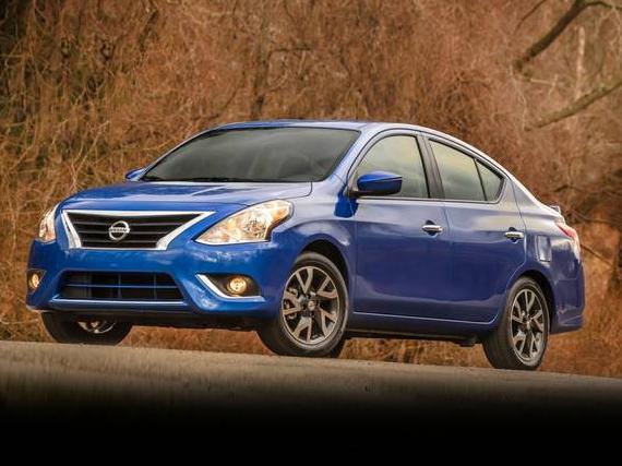 NISSAN VERSA 2018 3N1CN7AP6JL882365 image