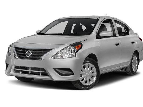 NISSAN VERSA 2018 3N1CN7AP0JL844016 image