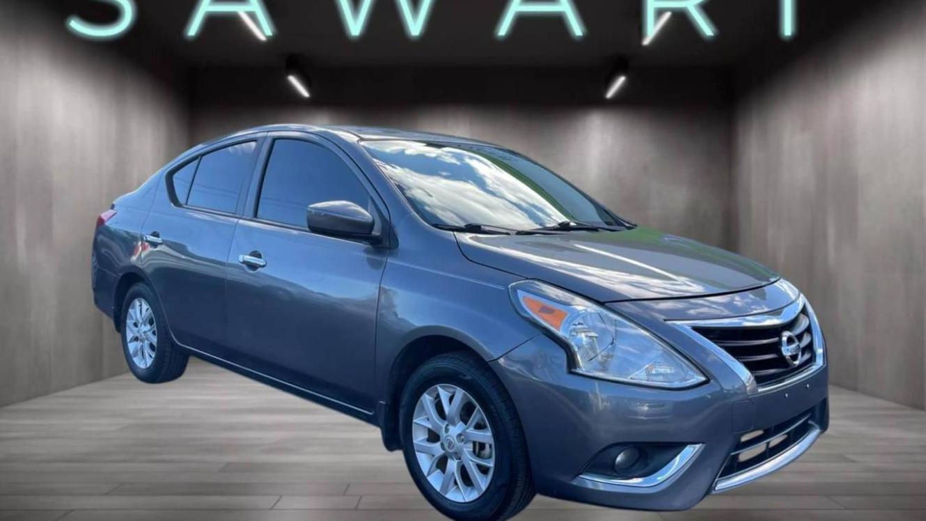 NISSAN VERSA 2018 3N1CN7AP8JL833359 image