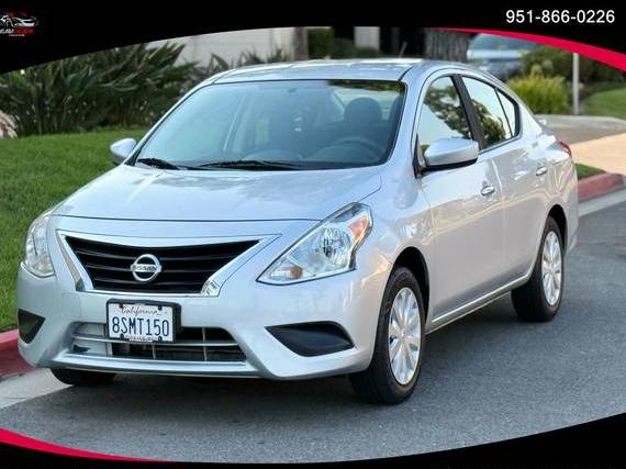 NISSAN VERSA 2018 3N1CN7AP8JL853367 image