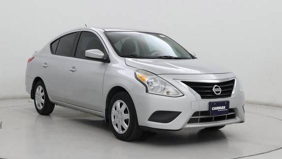 NISSAN VERSA 2018 3N1CN7AP4JL884549 image