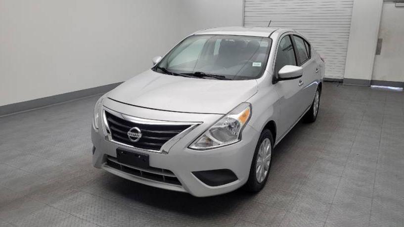 NISSAN VERSA 2018 3N1CN7AP6JL886514 image