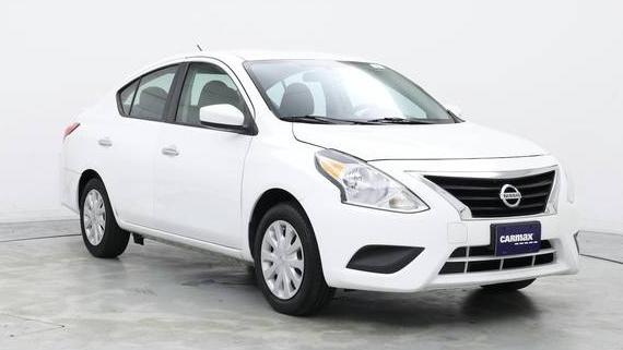 NISSAN VERSA 2018 3N1CN7AP0JL871913 image