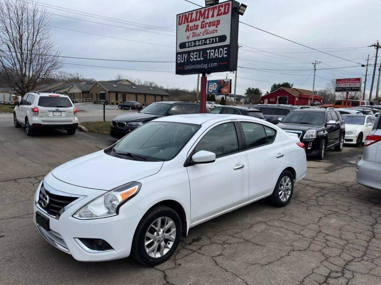 NISSAN VERSA 2018 3N1CN7AP8JL888555 image