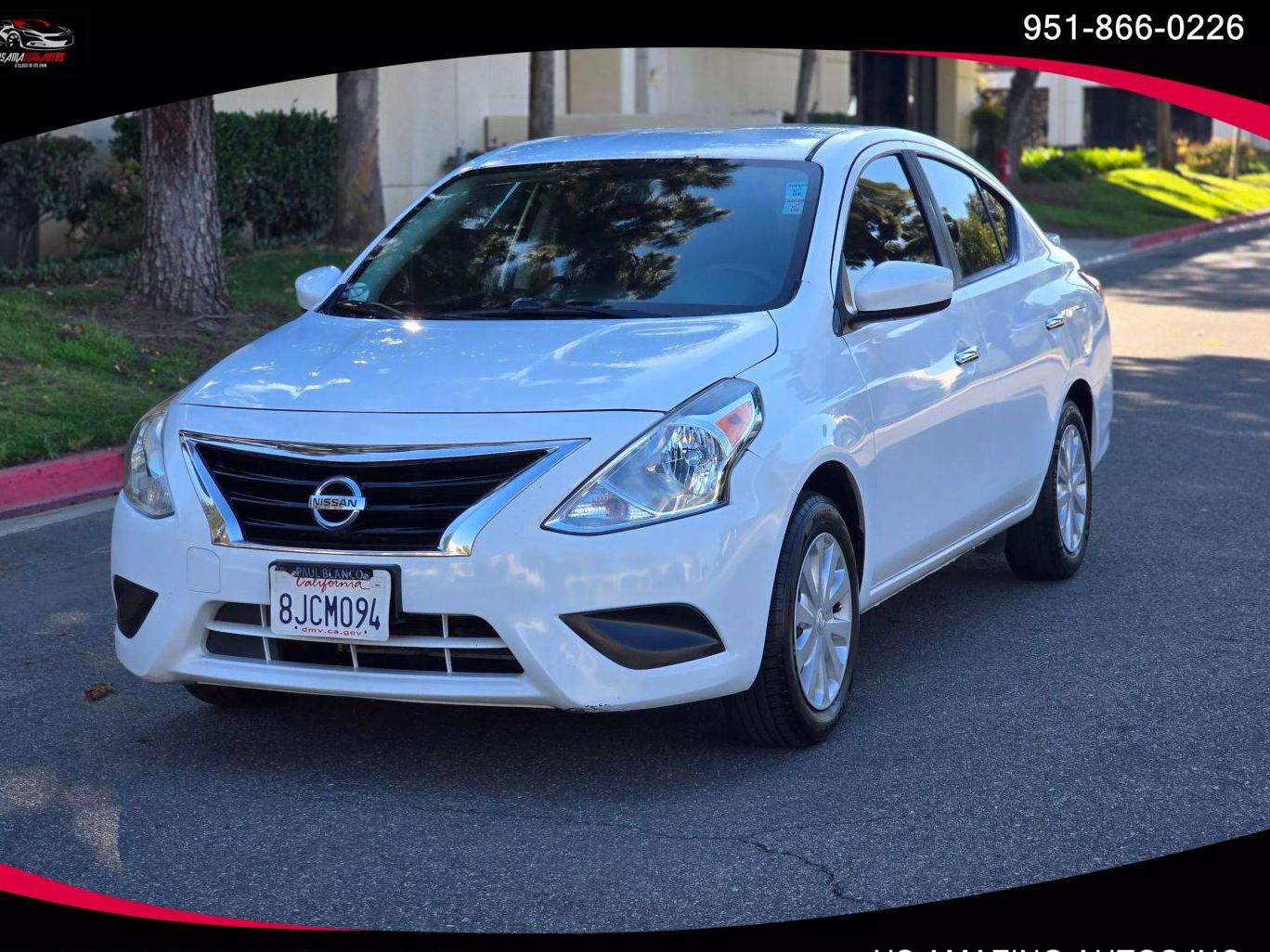 NISSAN VERSA 2017 3N1CN7AP8HL857249 image