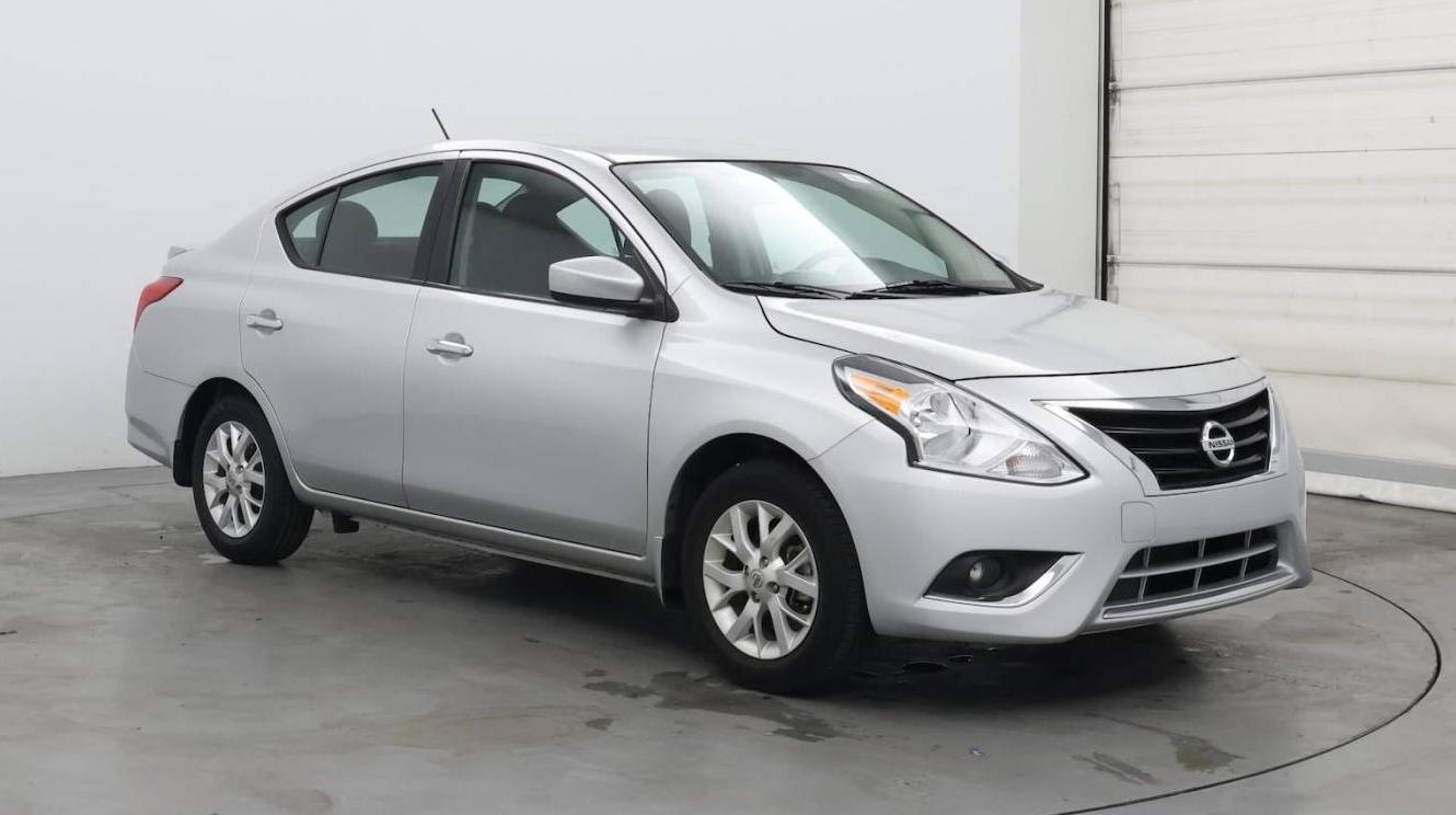 NISSAN VERSA 2017 3N1CN7APXHL898398 image