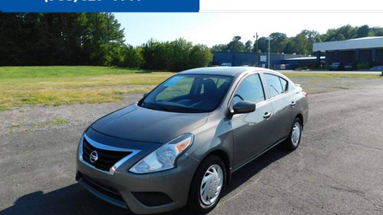 NISSAN VERSA 2017 3N1CN7AP4HL860942 image