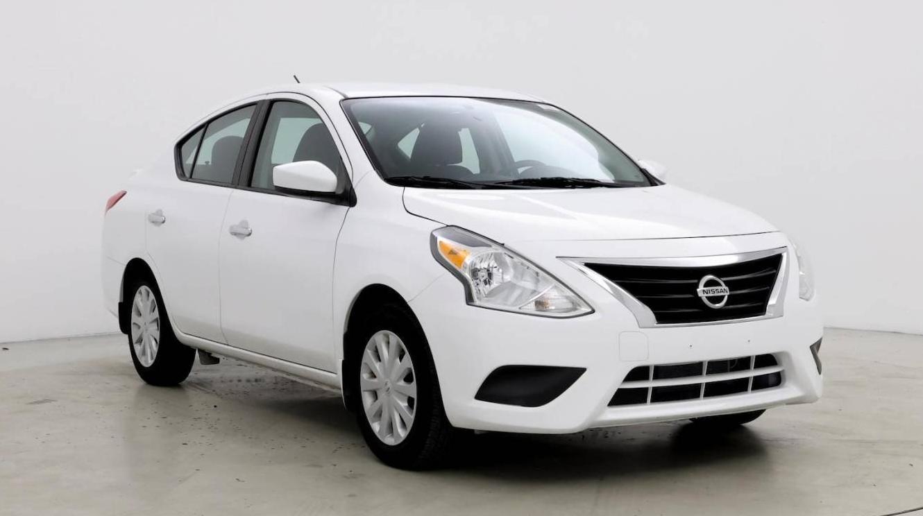 NISSAN VERSA 2017 3N1CN7AP3HK418546 image