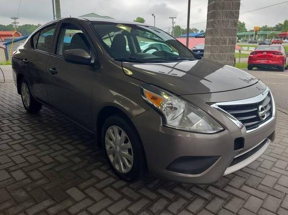NISSAN VERSA 2017 3N1CN7AP3HL894855 image