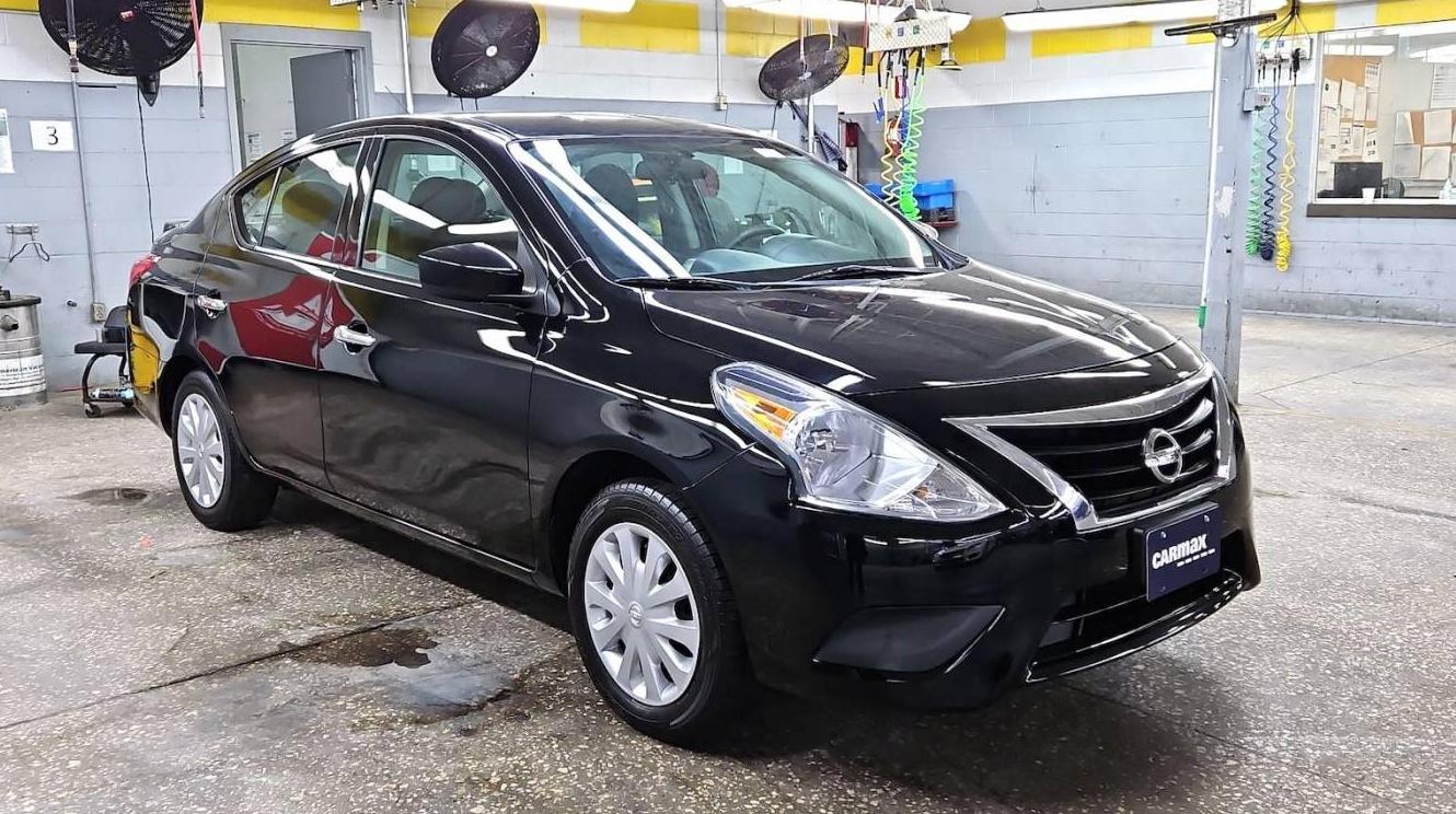 NISSAN VERSA 2017 3N1CN7AP5HL873442 image