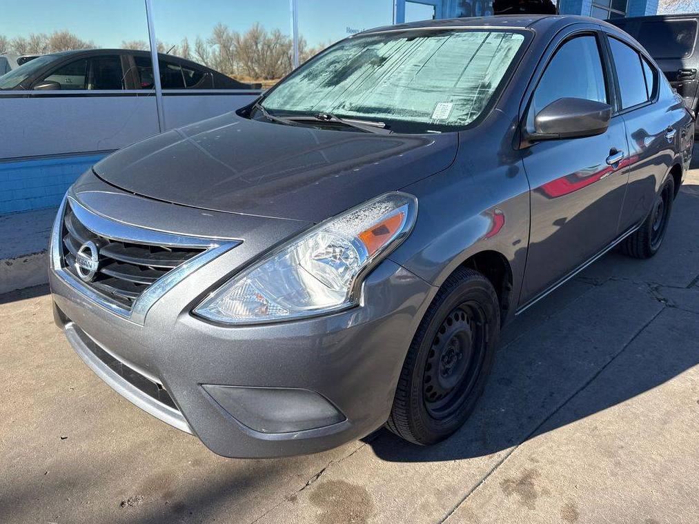 NISSAN VERSA 2017 3N1CN7AP1HL837523 image