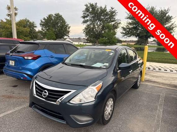 NISSAN VERSA 2017 3N1CN7AP9HL841643 image