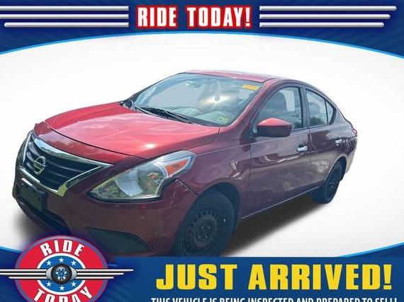 NISSAN VERSA 2017 3N1CN7AP6HK471161 image