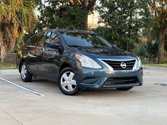 NISSAN VERSA 2017 3N1CN7APXHL819991 image