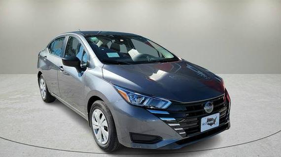 NISSAN VERSA 2024 3N1CN8DV8RL915975 image